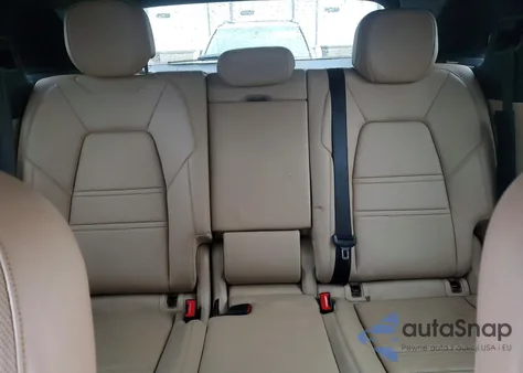 2019 Porsche Cayenne z USA, uszkodzony, nr VIN WP1AA2AY7KDA10388